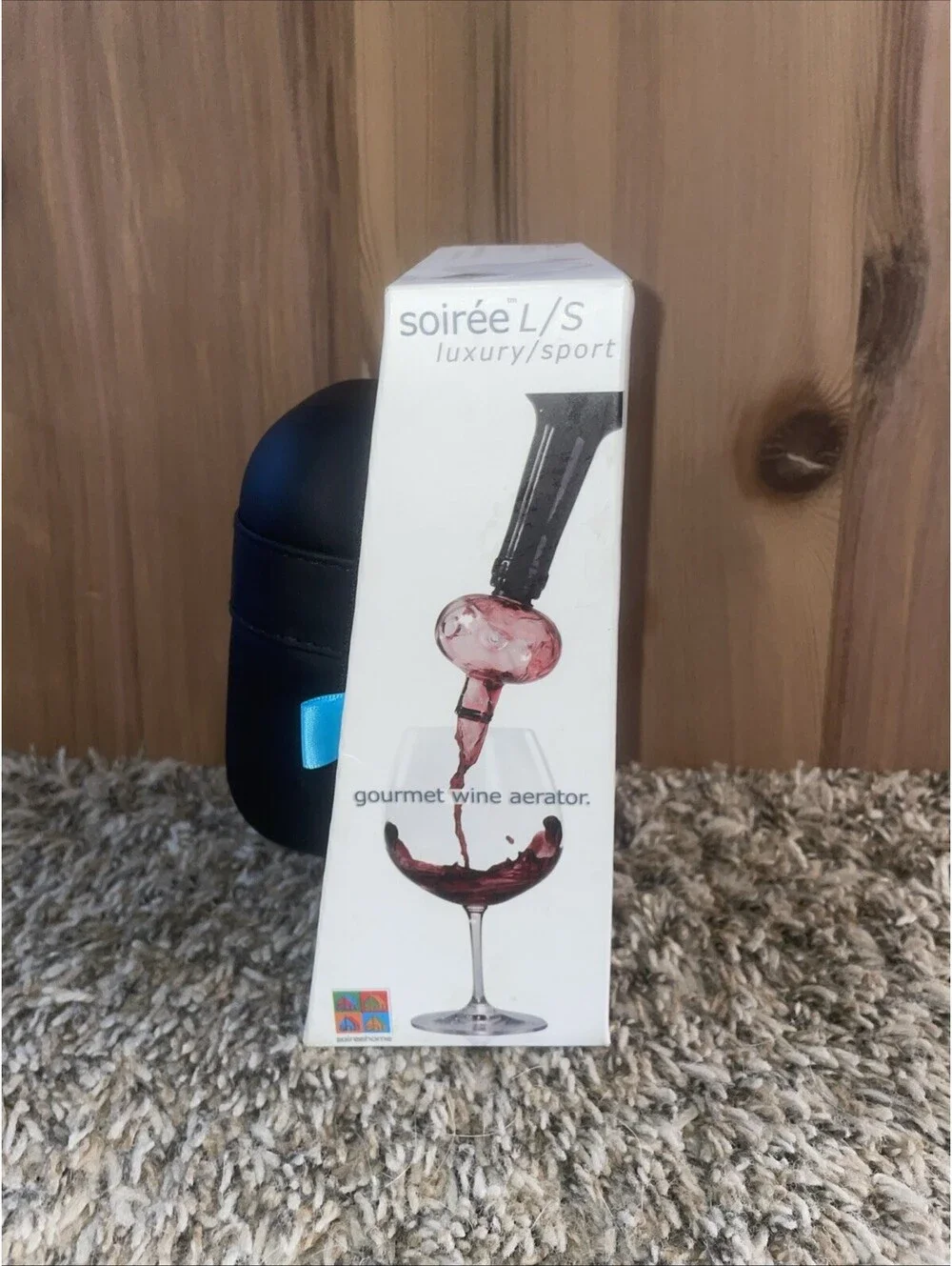 SOIRE'E Handmade Glass Wine Aerator With Travel Case